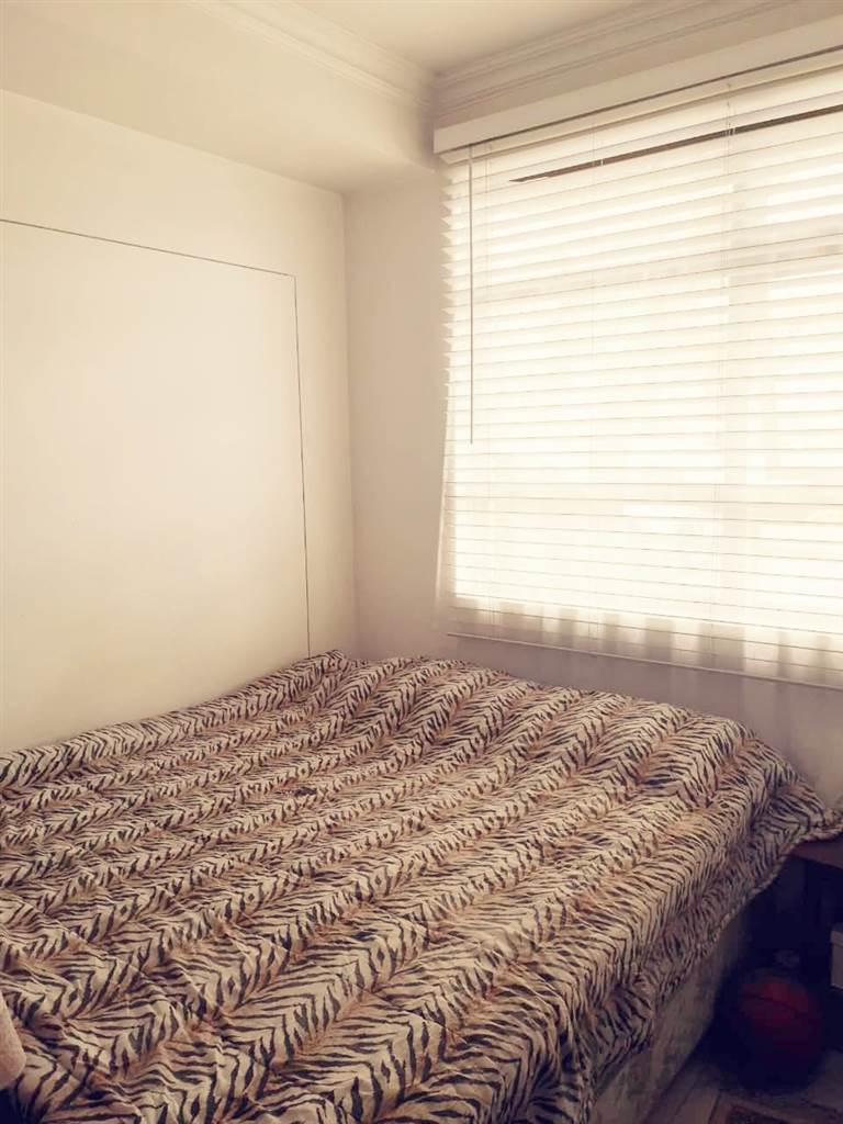 1 Bed Apartment in Umhlanga Ridge photo number 8