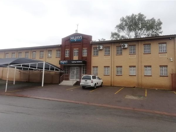 1 666 m² Industrial space 1 666 m² Industrial space