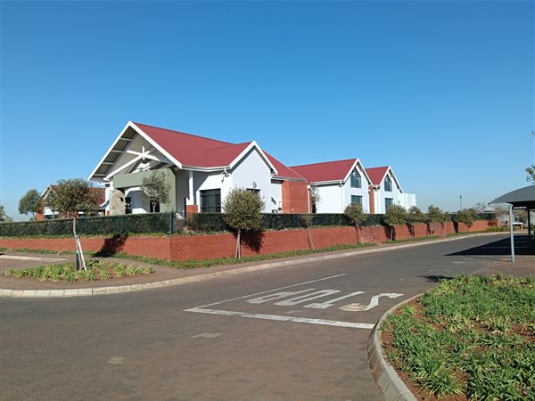 2 Bedroom Apartment