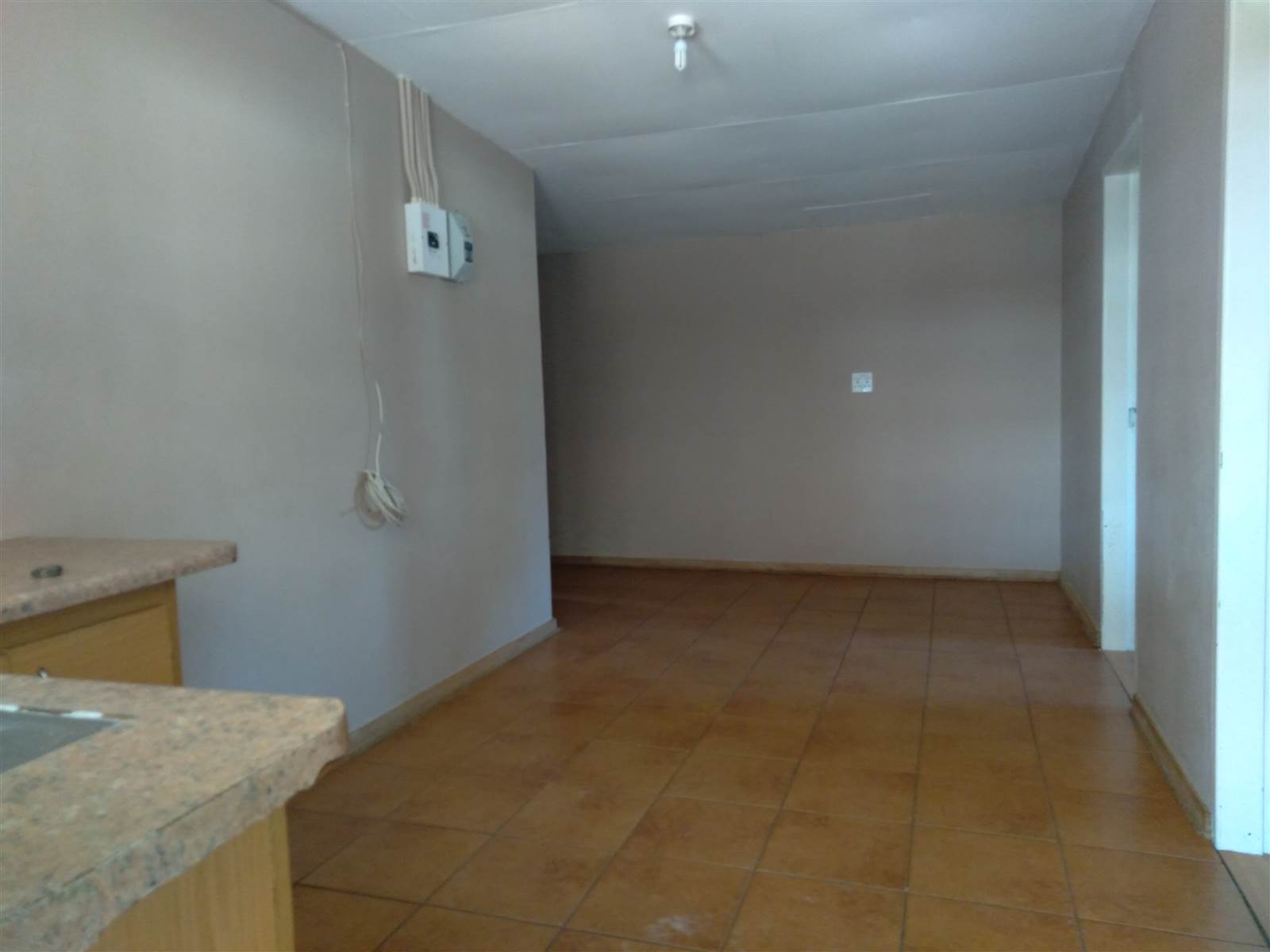 2 Bed Apartment in Vryburg photo number 8