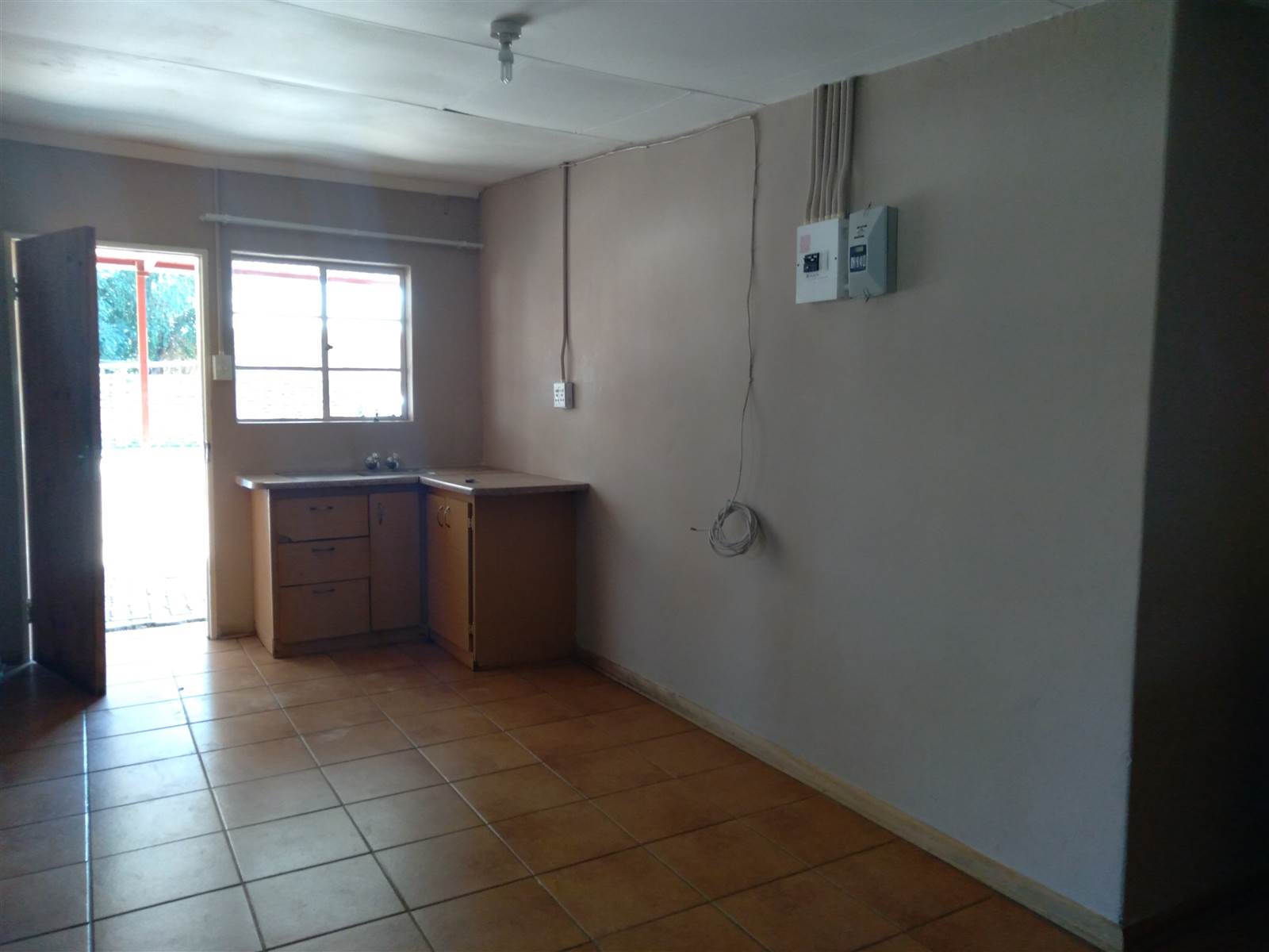 2 Bed Apartment in Vryburg photo number 7