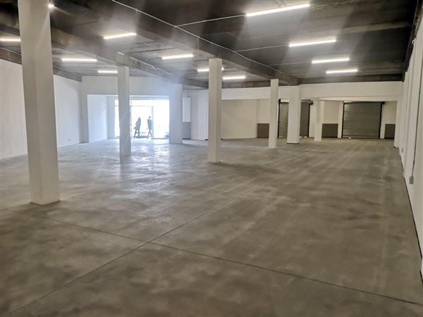 429  m² Commercial space