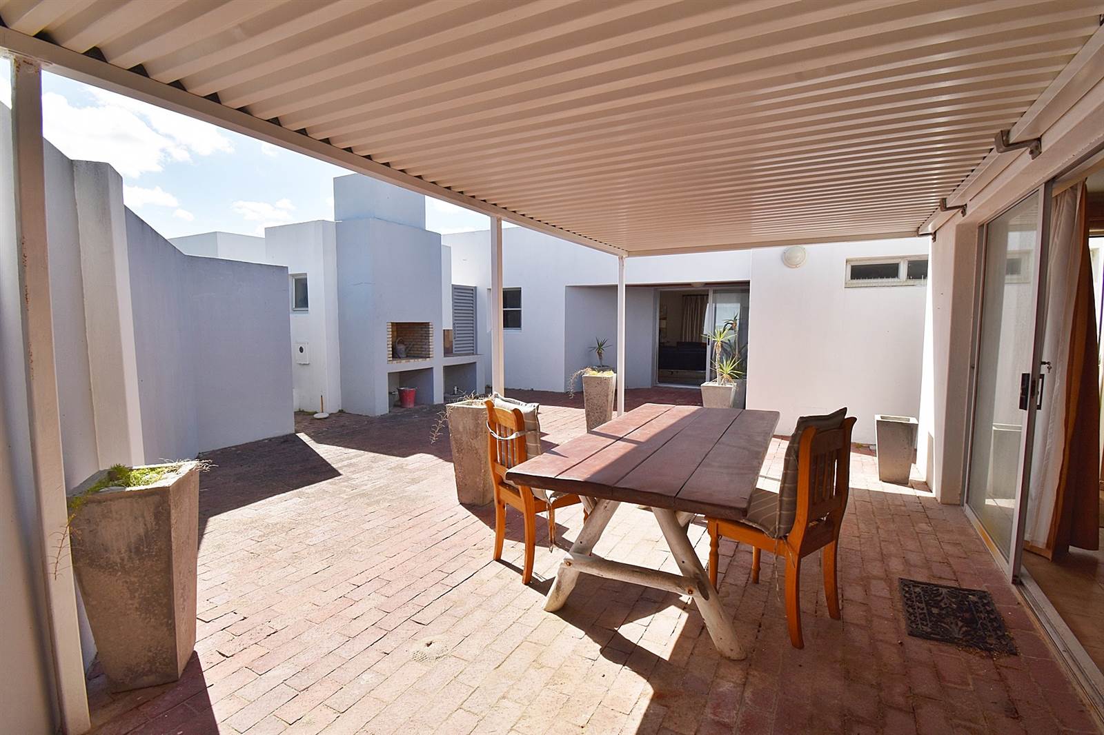 4 Bed House in Struisbaai photo number 12
