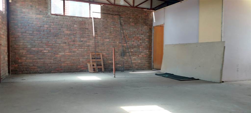200  m² Commercial space in Kimberley Central photo number 10