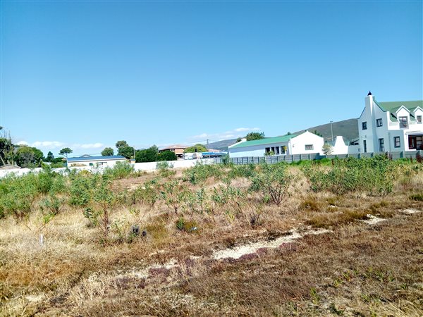 1337 m² Land