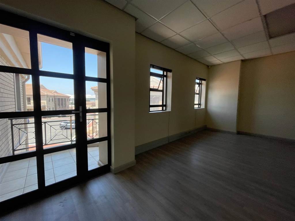 262  m² Commercial space in Milnerton Central photo number 17