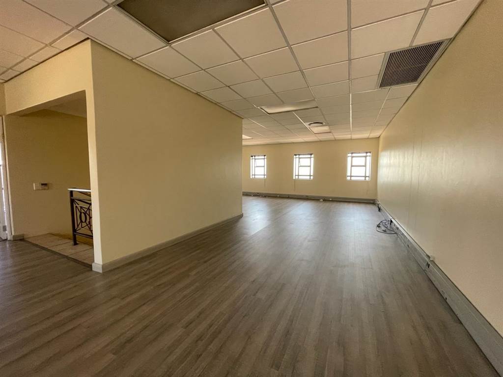 262  m² Commercial space in Milnerton Central photo number 7
