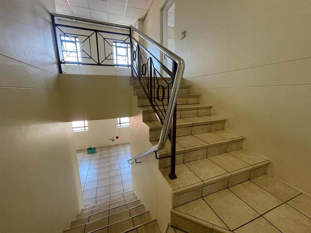 262  m² Commercial space in Milnerton Central photo number 19
