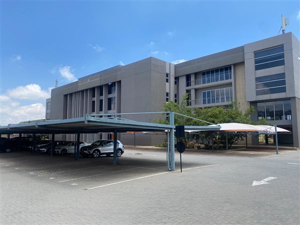 5048  m² Commercial space in Halfway Gardens