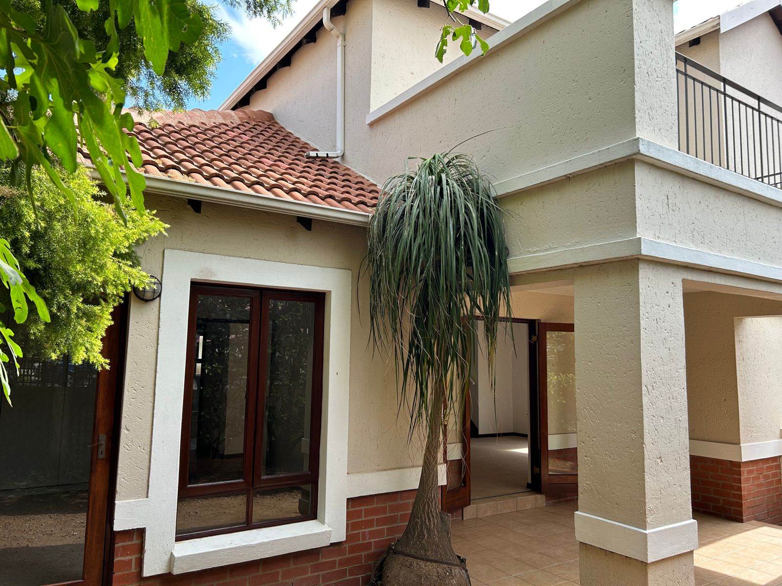 3 Bed Townhouse in Sunninghill photo number 29