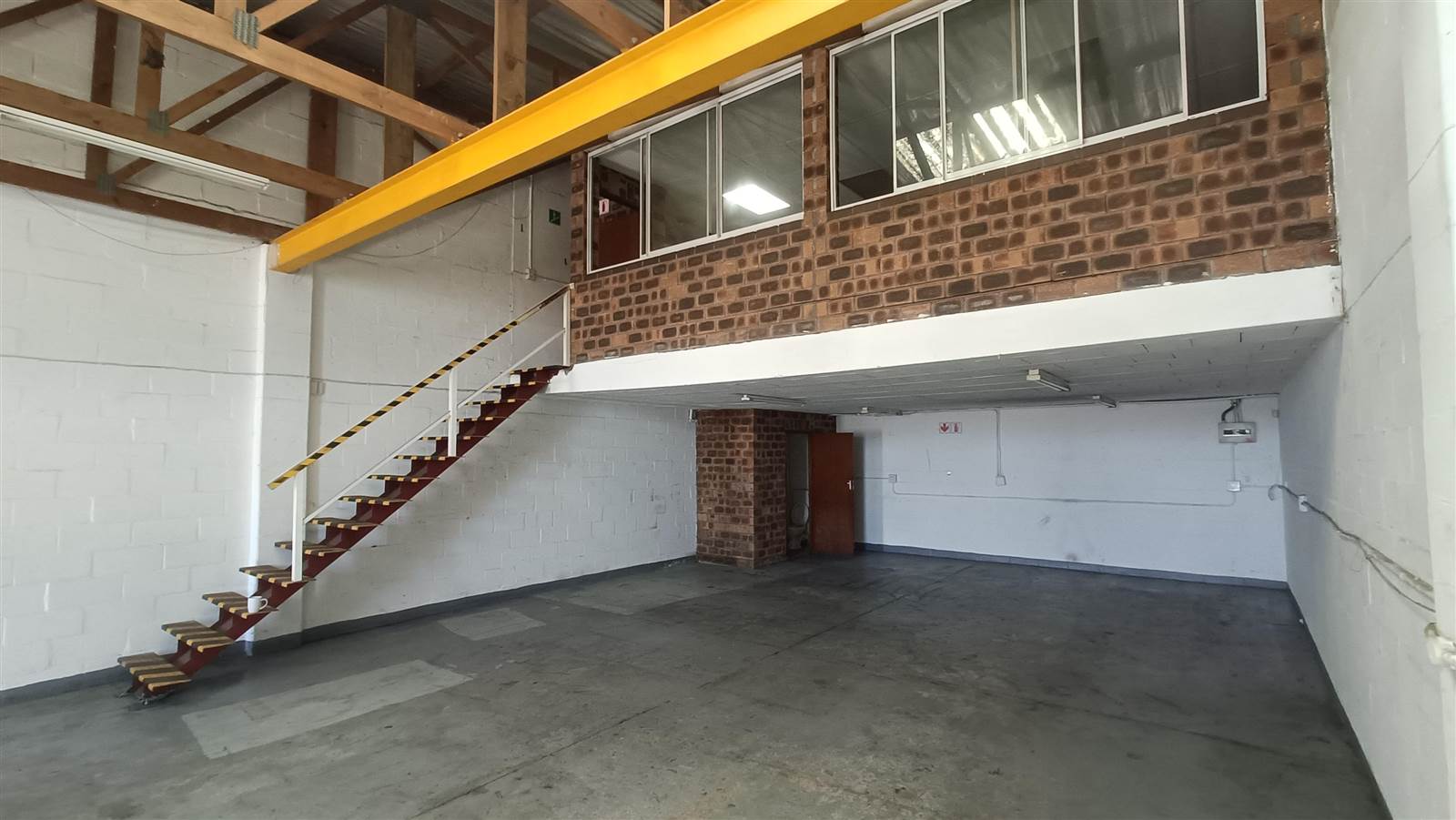 175  m² Industrial space in Montague Gardens photo number 5