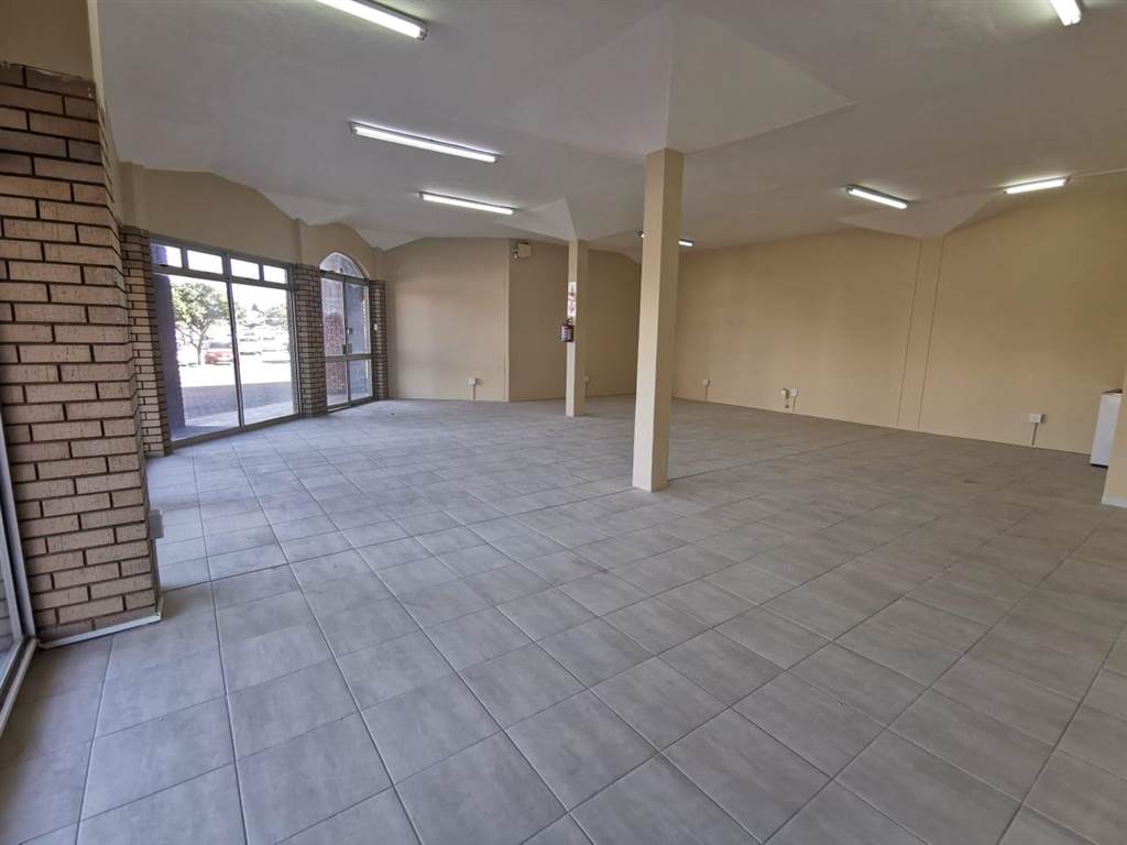 111  m² Commercial space in Richards Bay Central photo number 4