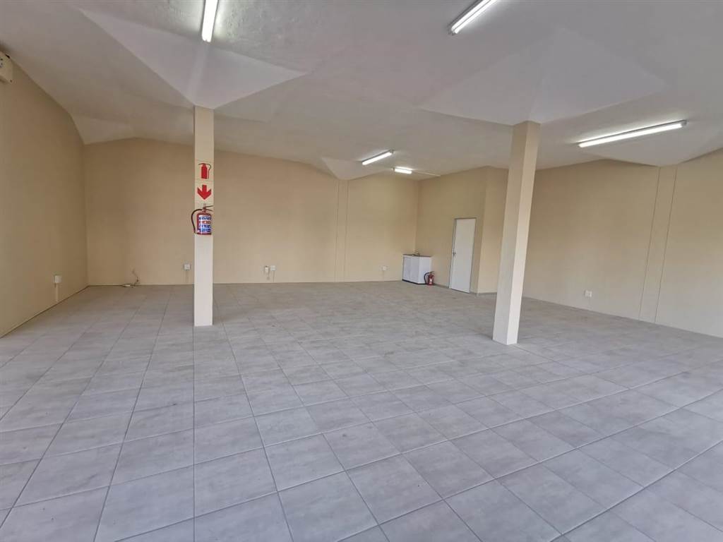 111  m² Commercial space in Richards Bay Central photo number 5