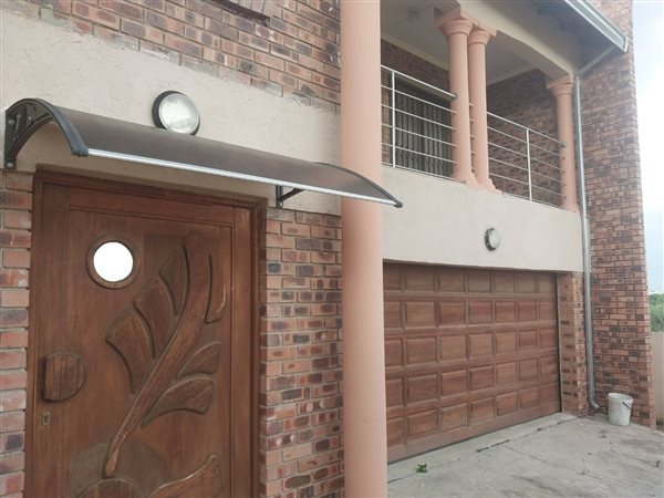 4 Bed House in Emdo Park