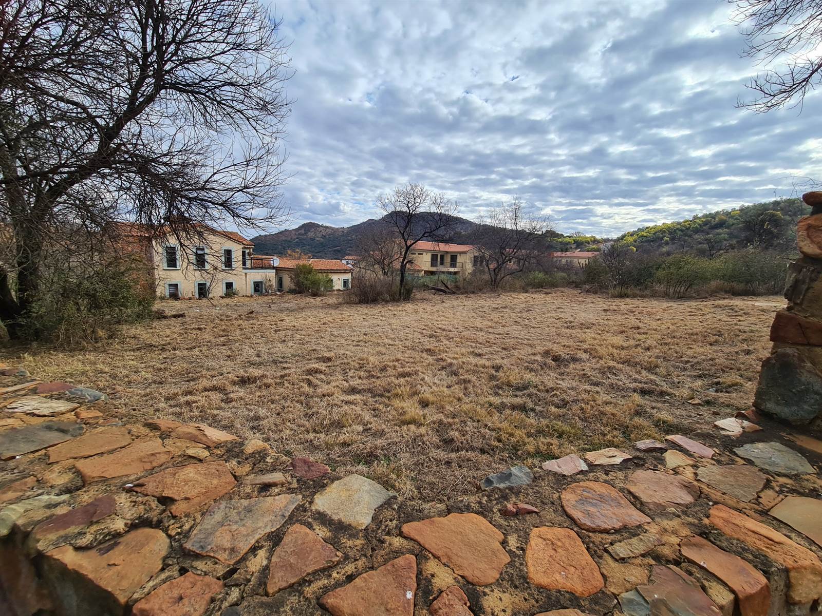 855 m² Land available in Hartbeespoort Dam photo number 5