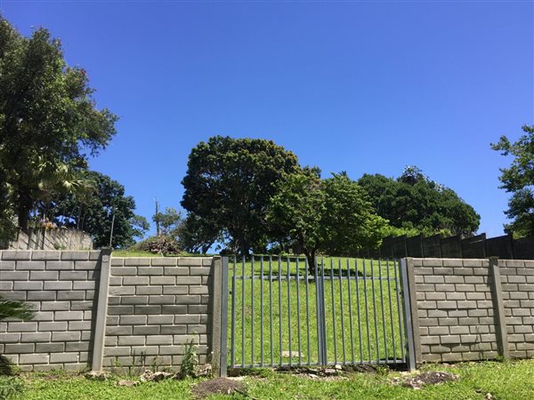 1 480 m² Land