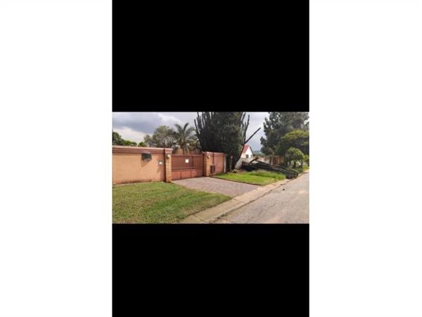 3 Bedroom House 3 Bedroom House