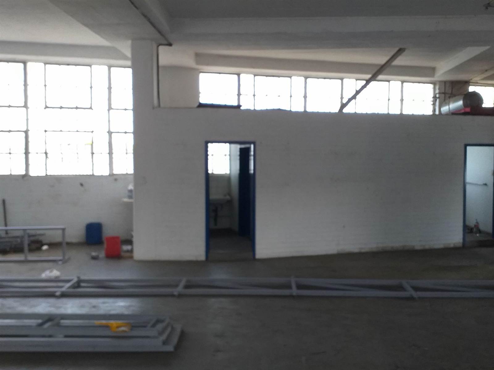 435  m² Industrial space in Bonela photo number 11