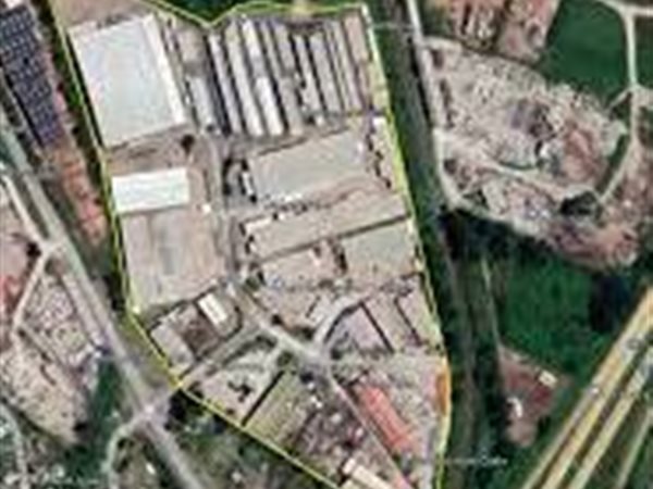 1084  m² Industrial space
