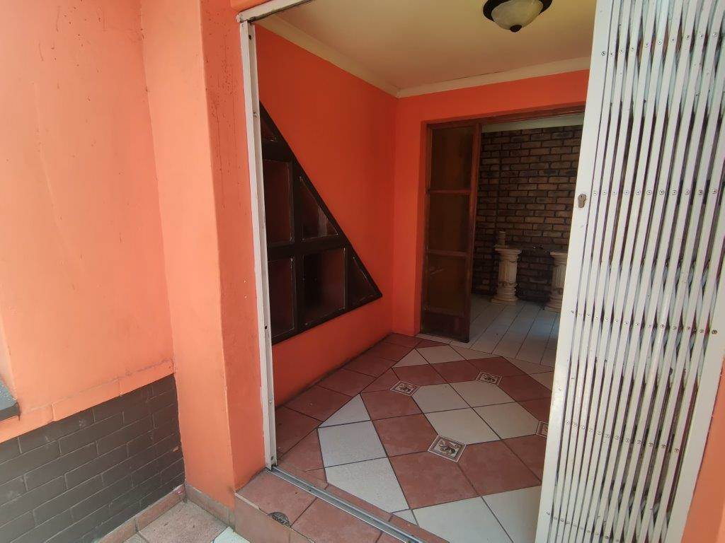 3 Bed House in Boksburg South photo number 6