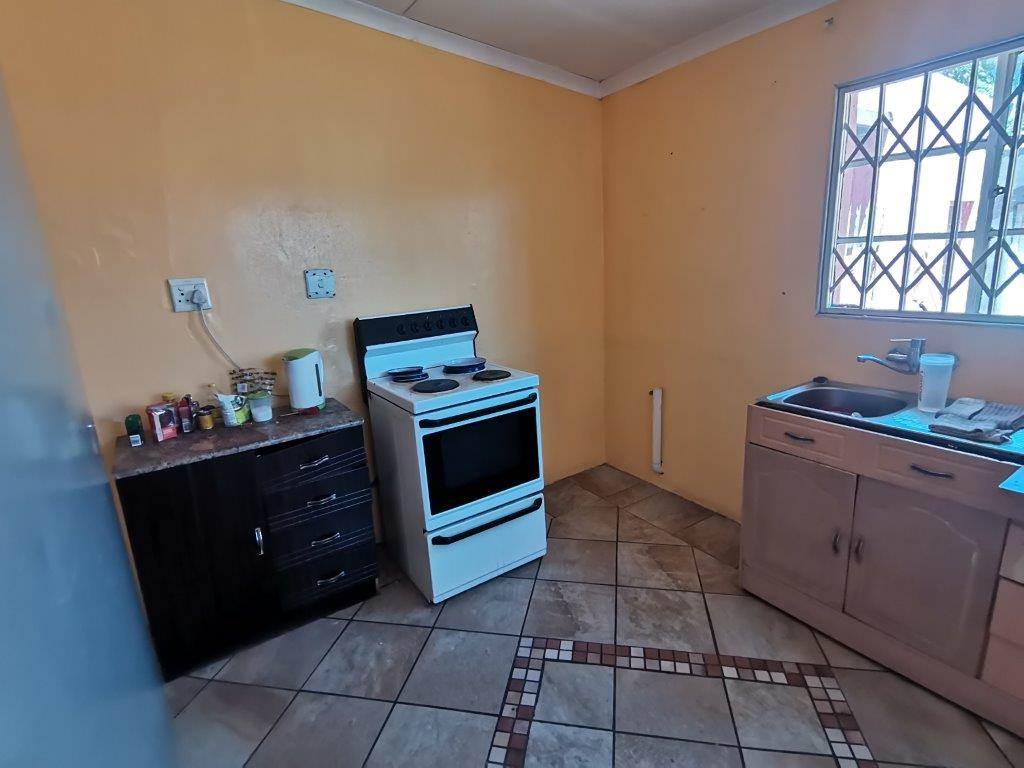 3 Bed House in Boksburg South photo number 10
