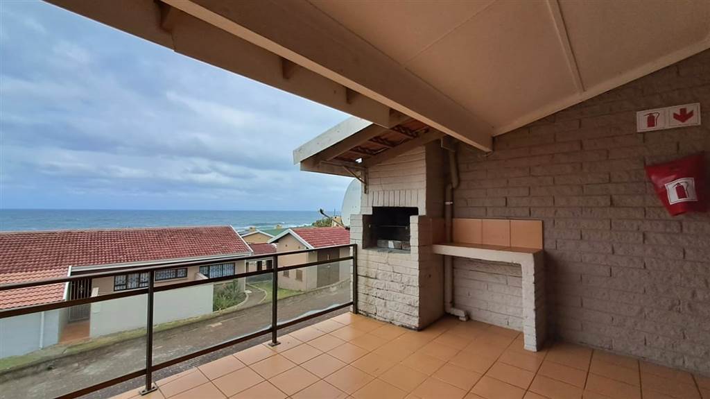 2 Bed Townhouse in Manaba photo number 13