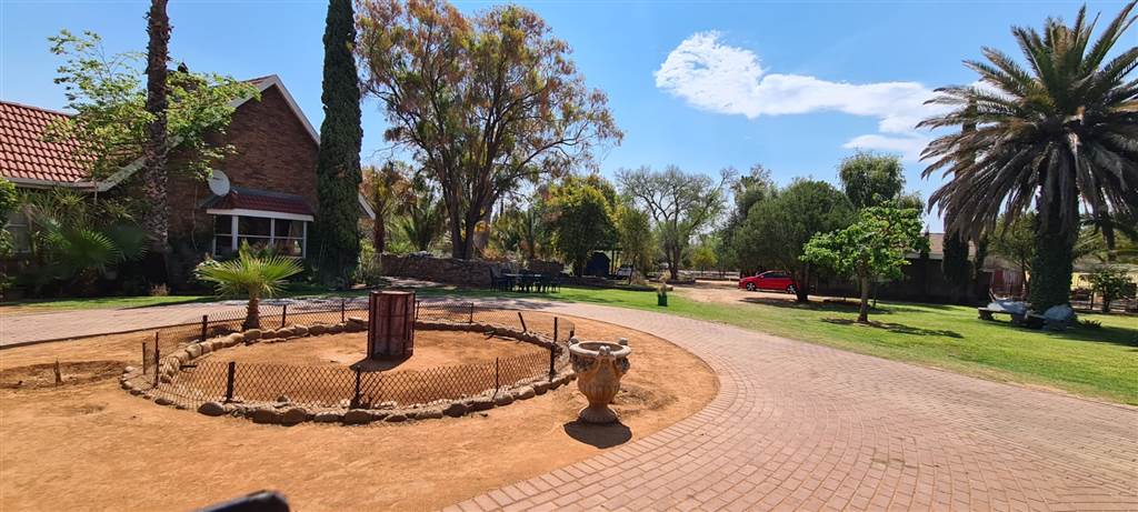 1694 m² Farm in Barkly West photo number 17