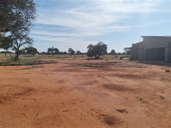 2 ha Land available in Brits