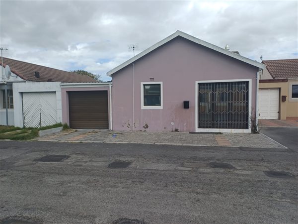 2 Bedroom House 2 Bedroom House