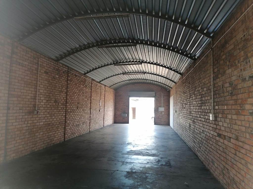 110  m² Industrial space in Middelburg Central photo number 9