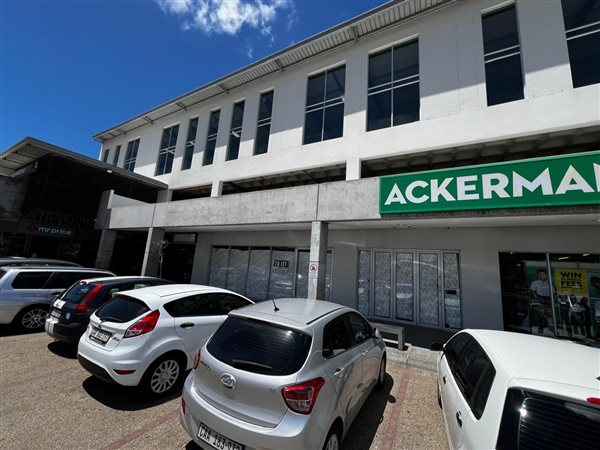 440 m² Retail Space 440 m² Retail Space