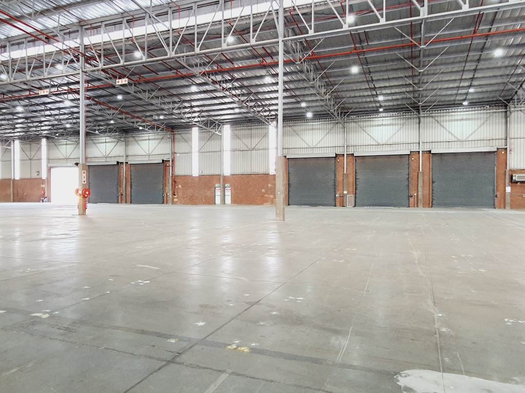 9783  m² Industrial space in Pomona photo number 11