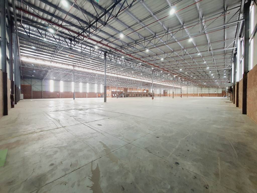 9783  m² Industrial space in Pomona photo number 7