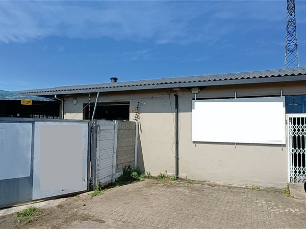 400  m² Commercial space