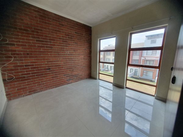 3 Bed Apartment