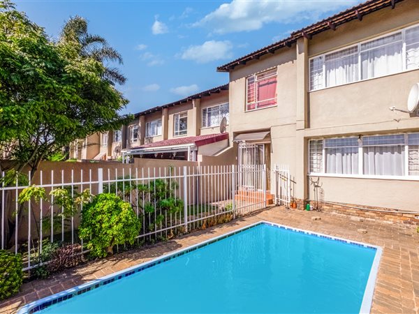 3 Bedroom Duplex 3 Bedroom Duplex
