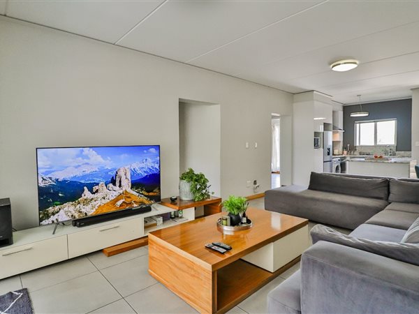 2 Bed Apartment