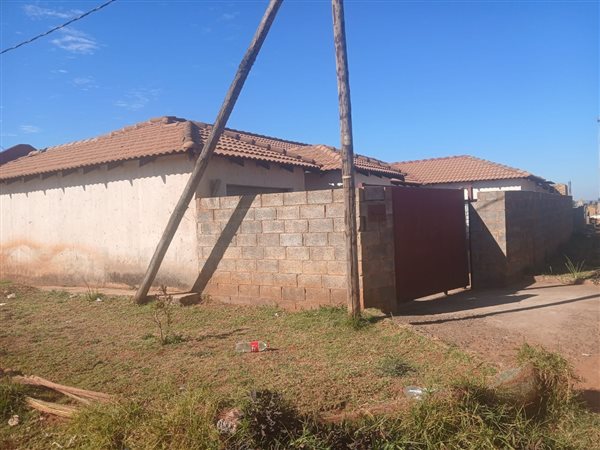 3 Bedroom House 3 Bedroom House