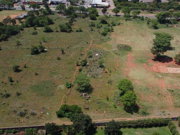2.2 ha Land available in Clarina