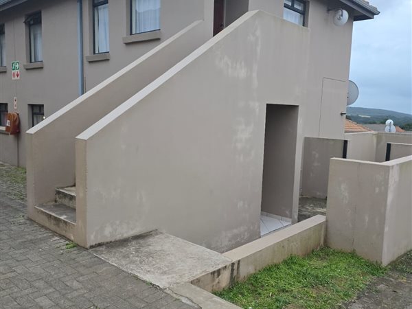 2 Bedroom Duplex 2 Bedroom Duplex