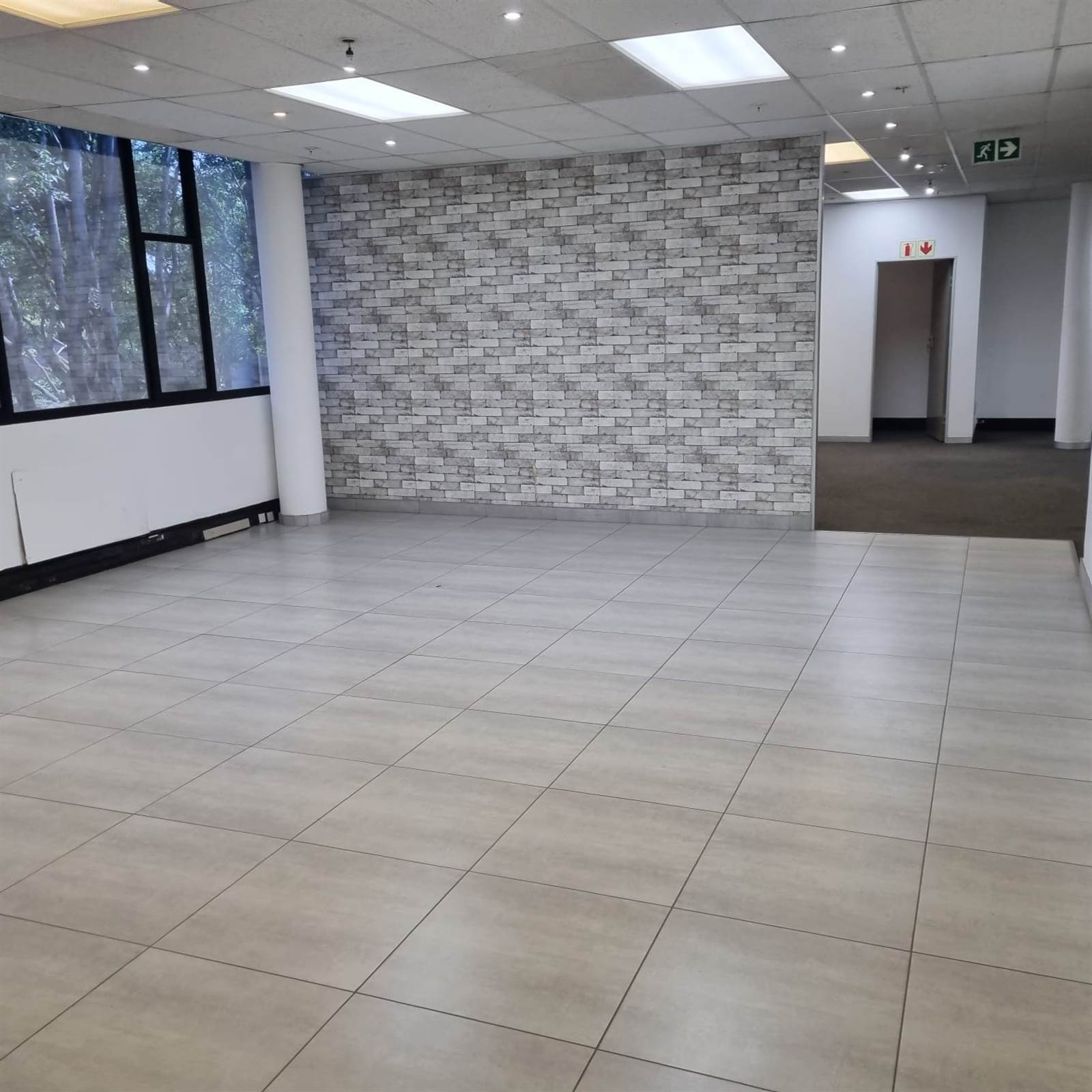 6477  m² Commercial space in Glen Marais photo number 4