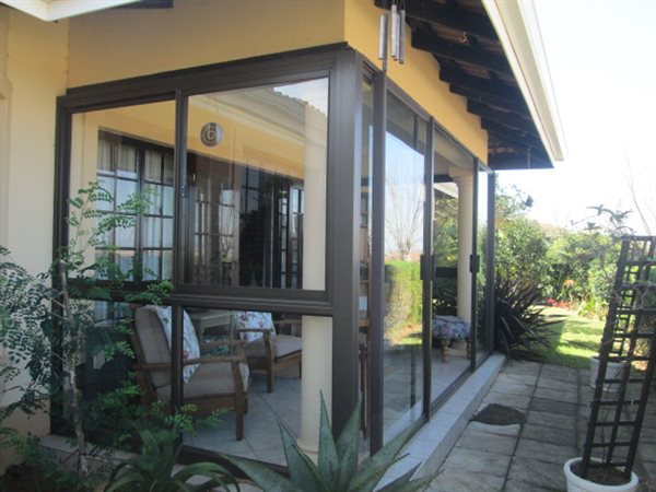2 Bedroom House 2 Bedroom House