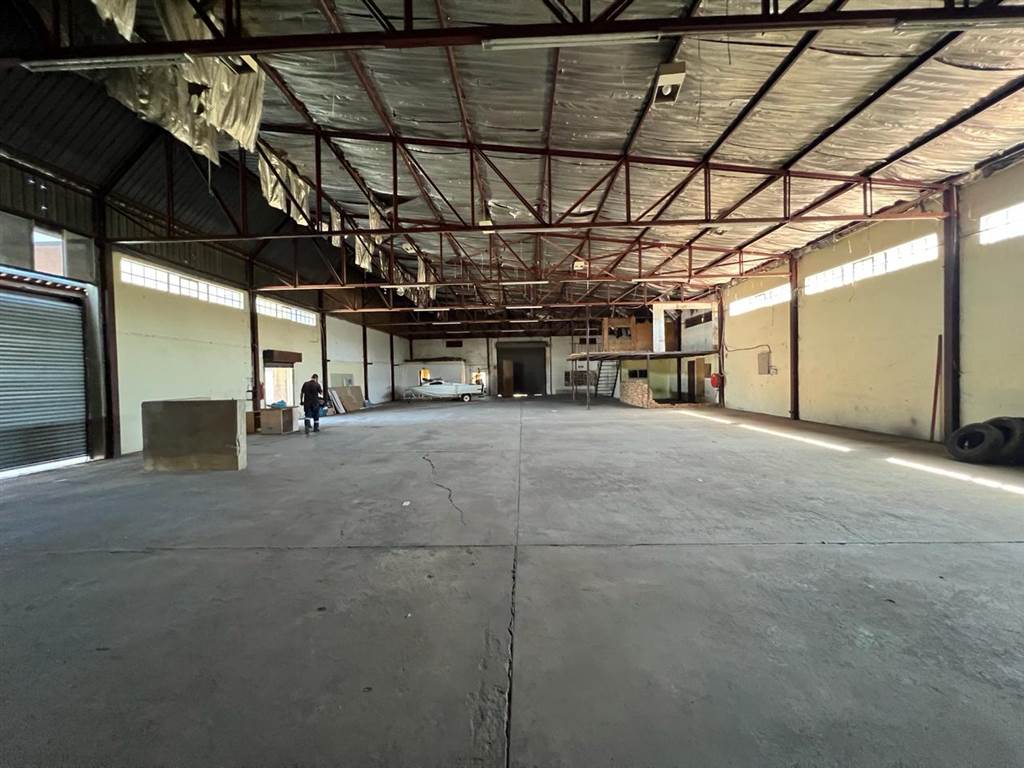 500  m² Industrial space in Delmore Park photo number 5