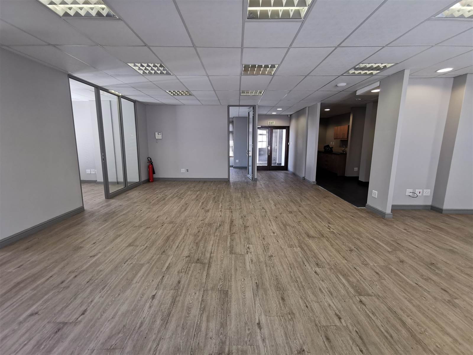 206  m² Commercial space in Stellenbosch Central photo number 3
