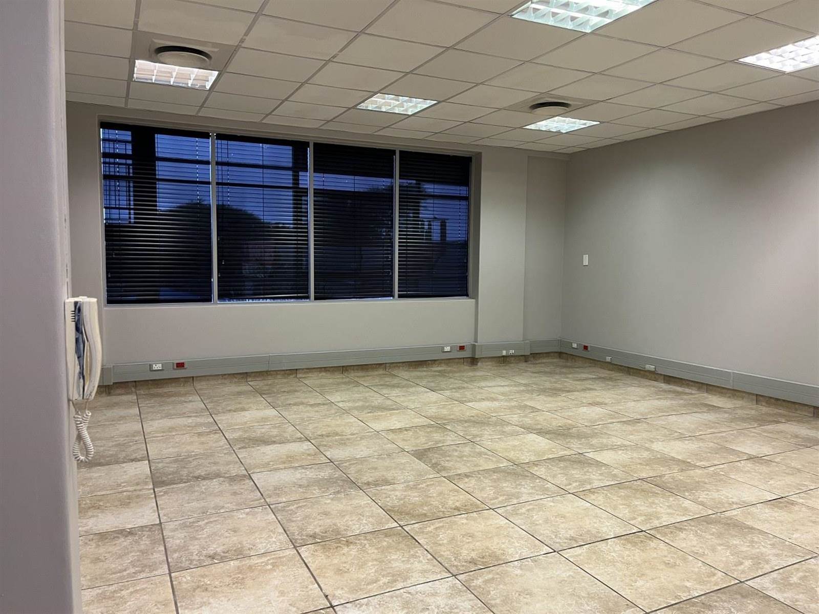 77  m² Office Space in Ballito photo number 8