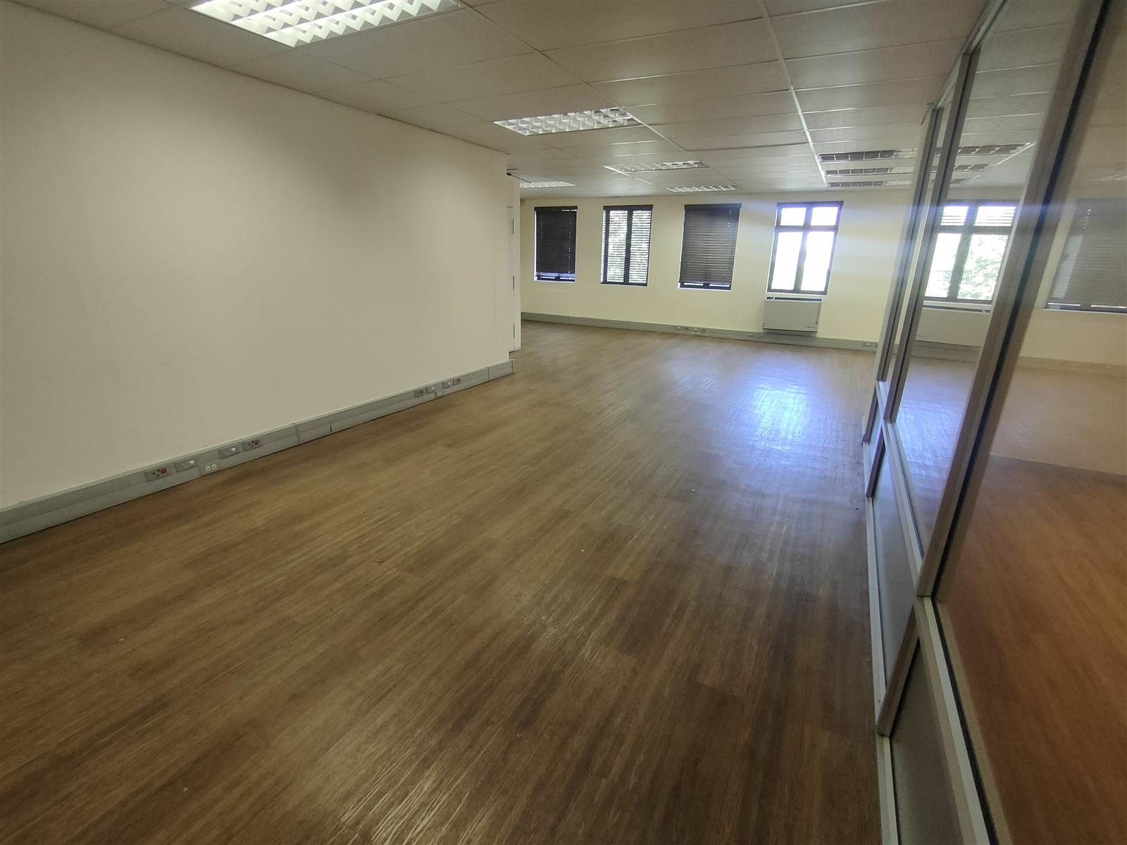 323  m² Commercial space in Tyger Valley photo number 12