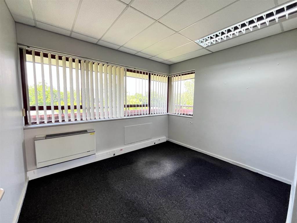 219.2  m² Commercial space in Epsom Downs photo number 13