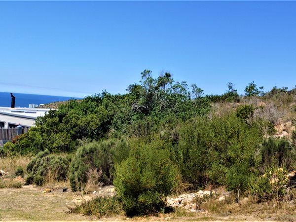 894 m² Land