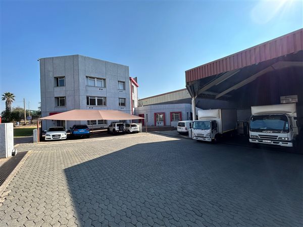 4 254  m² Industrial space