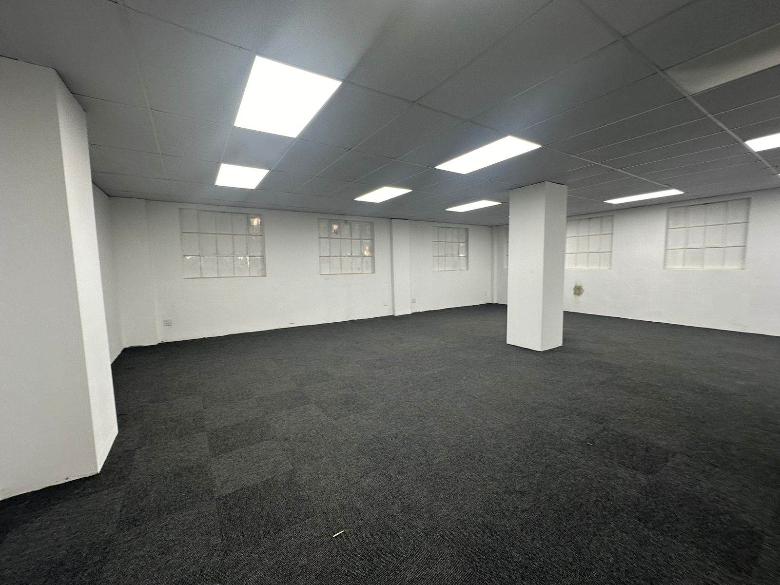 55  m² Commercial space in New Redruth photo number 3
